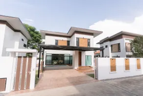 Serene Sankampang pool villa: Modern Lux. for Five - Image 4