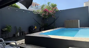 House with pool, equipped ,10 minute walk to the FIFA zone - Image 3