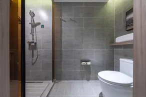 Atour Hotel Jinan Jingshidong Road Rongchuangmao - Image 2