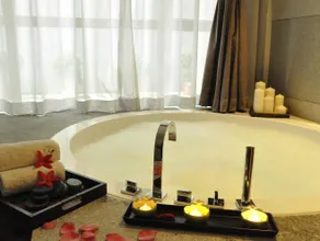 Guangzhou Carat Hotel - Image 5