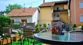 Hostel Cuba - Image 4