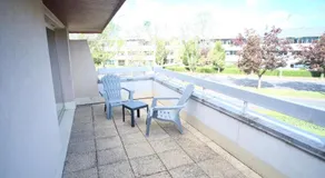 Le Green Way, Style Seconde Guerre et terrasse - Image 5