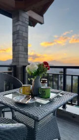 The Mountain Escape A Luxury Home Stay - Image 4