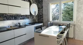 Family 3-Bedroom Apartment near MXP & Lake Maggiore - Parking - Image 4
