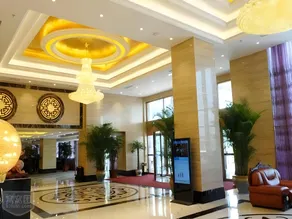 Mingdu Gloria Plaza Hotel Qingdao - Image 5