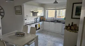 Snug - Colquhoun Square Apartment - Image 2