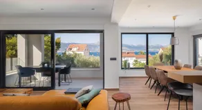 House & Home Slatine - Image 2