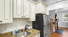 Villa Mulvey #2 - Image 3