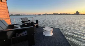 Casey's Lake View House Boat - Image 3