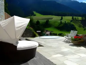 Hotel Tyrol - Image 2