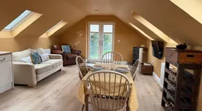 The Stables Holiday Let - Image 2