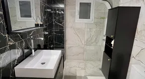 Emerald Luxury Apartments - ATH Airport - Image 2