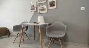 Grey Room - Image 4