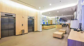 Hotel Citradream Bintaro - Image 2