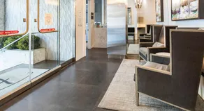 Serene 1 Bedroom apartment with fitness room in SF - Image 2