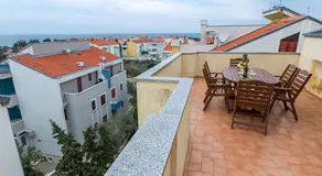 Maru Apartments - Image 5