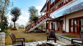 THE HIMALAYAN WOODS, CHAUKORI - Image 3