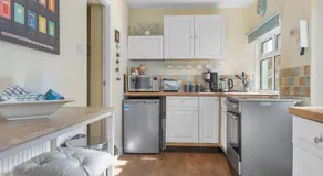 Beautiful 3 Bed Cottage in the Heart of Flookburgh - Pass the Keys - Image 4