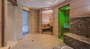 Double room, shower, toilet, facing the garden - Image 2