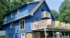 Lil Black Bear Inn - Image 5
