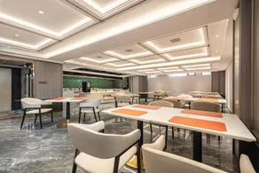 Rezen Dong Hotel (Harbin Rongchuang Leyuan Bingxue Dashijie) - Image 2