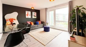 Modern Hatfield Apartment with Free Gated Parking - Image 3