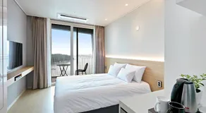 Ocean Soleview Hotel - Image 2