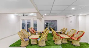 Hotel O Noida premium inn - Image 4