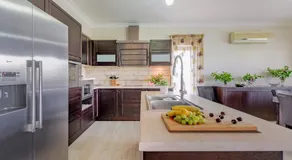V and H House - Cozy & Ideal for Families, by ZanteWize - Image 3