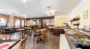 Hotel L' Aiglon - Image 3