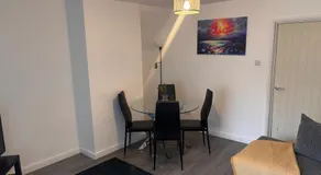 Three bed house in Wolverhampton - Image 4