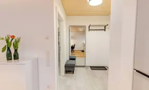 Urban-Apartmenthaus zwischen Berg und See - Image 4