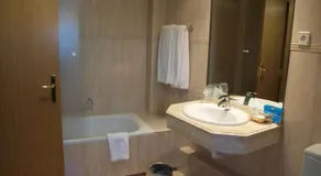 Hotel Don Luis - Image 2
