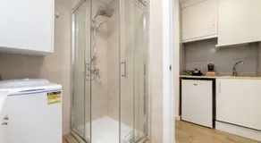 Luxury IV - Ferga Suites - Image 3