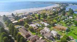 Eastern Beach Unit 2 - Image 5