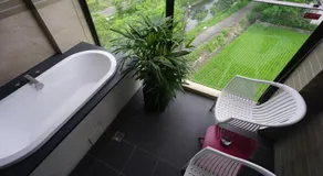 Riverbank Villa ll - Image 4
