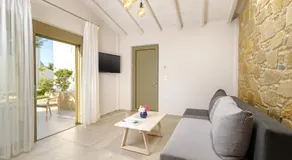 Zefyros Apartments and House - Image 2