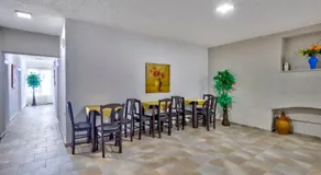 Halaris Rooms - Image 2
