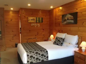 Andrea's Bed and Breakfast - Image 2