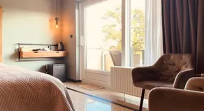 Hotel Rooms - Image 2