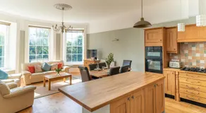 Holyland House - Greenacres Estates - Image 3