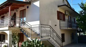 Apartment Take a Look - Image 5