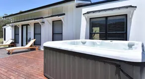The Glass Ceiling - 360 Mount View Hideaway - Image 3