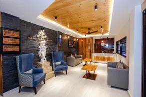 Hotel Monal - Image 2