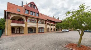 Fonyód Beach Apartment - Image 4