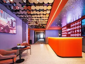 Yunik Esports Hotel (Linfen Hongdong Center Square Branch) - Image 3