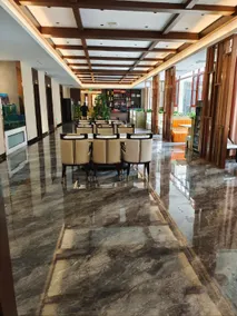 Jingu Alley Hotel - Image 5