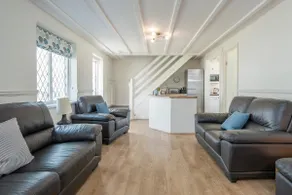 Ivy Tower Cottages - Image 3