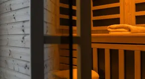 Bumblebee Luxury Apartments 2 - Image 4