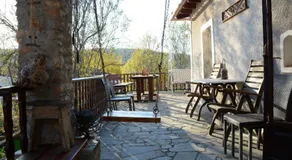 Giorgos' & Noula's Cottage in Desfina village- near Delphi - Image 5